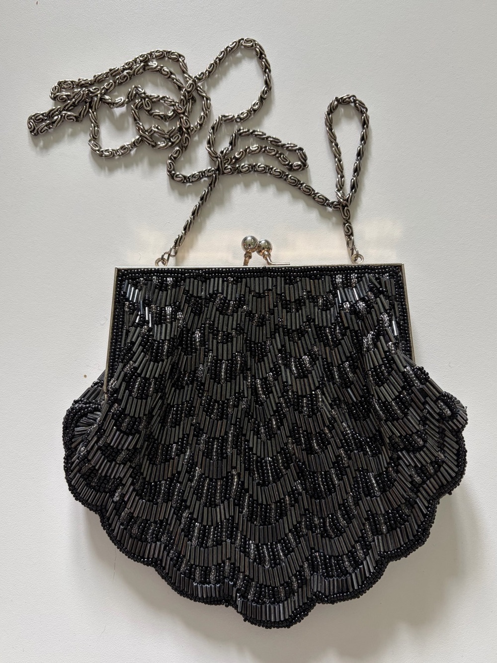 Vintage Black Beaded Evening Bag Kiss Lock Chain Purse Art Deco